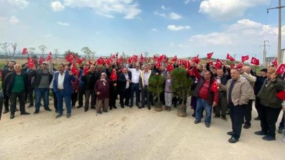 Menemen'de vatandaşlardan 'moloz' dökümüne tepki