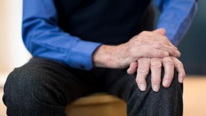 Parkinson hastalarına düzenli egzersiz önerisi