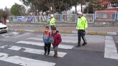 Ataşehir’de okul çevresinde polis denetimi