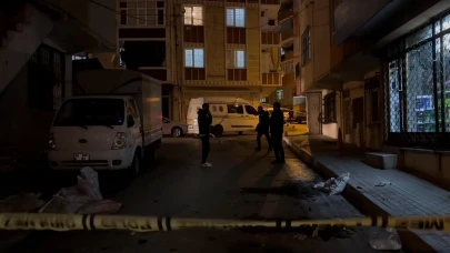 Bağcılar’da polis aracına molotofkokteylli saldırı!