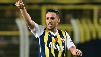 Fenerbahçe'de Şok Sakatlık! İrfan Can Kahveci Kaç Hafta Yok? Taraftar Bu Habere İnanamadı!