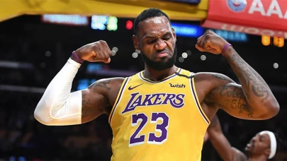 LeBron James 212 milyon takipçisine veda etti!