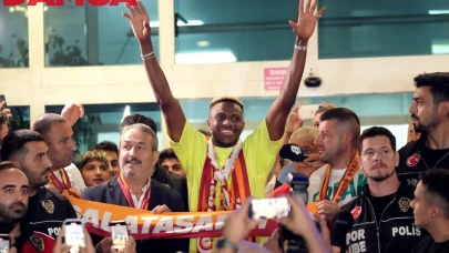 Victor Osimhen'in En Sevdiği Yemek tavuk döner çıktı! Adını Zor Hatırladı