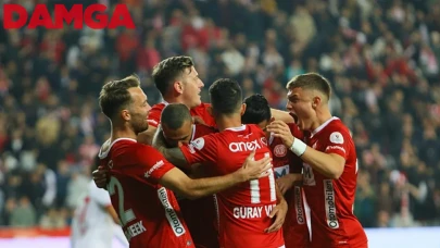 Antalyaspor Sivasspor Maç Sonucu: Antalya Evinde 2 Farkla Kazandı!