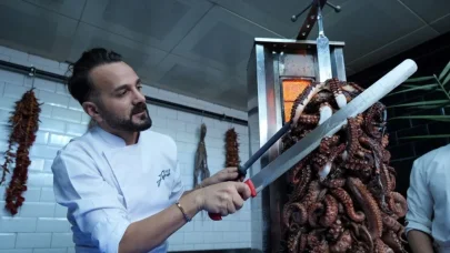 Ankara'da görenleri şaşırtan çılgın lezzet: Ahtapot döner!