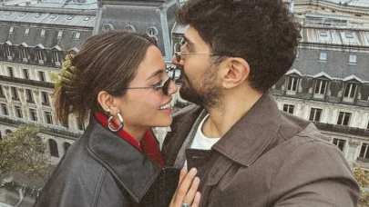 Sıla Türkoğlu ve Ata Ayyıldız Romantik Tatilde! Aşk Şehri Paris’ten İlk Fotoğraf