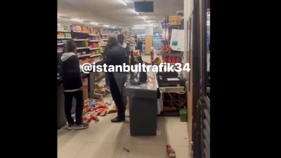 Zincir markette panik anları! Çalışan, hırsızları markete kilitledi, ortalık karıştı!