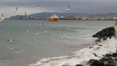 Tekirdağ’da Şiddetli Poyraz, Deniz Ulaşımını Aksatıyor!