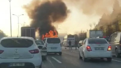 İstanbul'da yolcu otobüsünde korkutan yangın