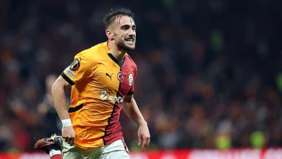 Galatasaraylı Yunus Akgün Sevgilisi Tuğçe Alaca'ya Evlenme Teklifinde Bulundu!