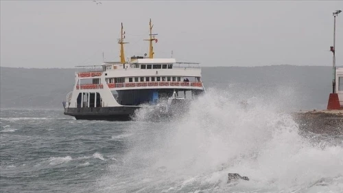 Fırtına Çanakkale’yi Vurdu: Yarın Feribot Seferlerinde İptal Var!