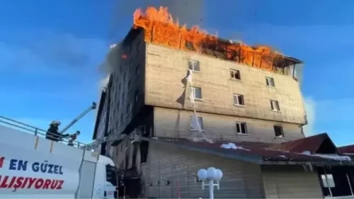 Bolu yanan otelde yangın merdiveni yok mu? Otel kaç katlı, ahşap mı?