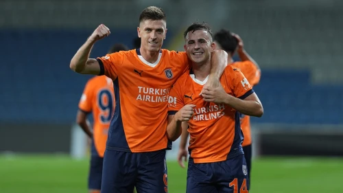 Başakşehir’in Polonyalı Yıldızı Piatek, MLS ve Avrupa Kulüplerinin Radarında!