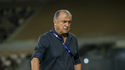 Fatih Terim’in Al Shabab Kariyerine Kötü Başlangıç! İlk Maçında Al Ahli’ye Yenildi