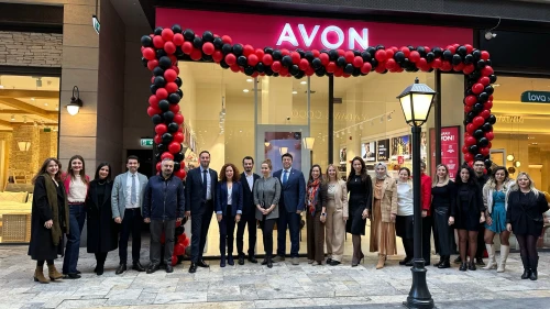 Kozmetik markası Avon yeni mağazasını açtı! Avon'un 85. şubesi nereye açıldı?