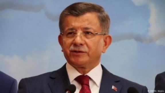 Davutoğlu: Türkiye krize, krizi yönetmekten aciz yönetimle yakalanmanın sıkıntılarını yaşıyor!