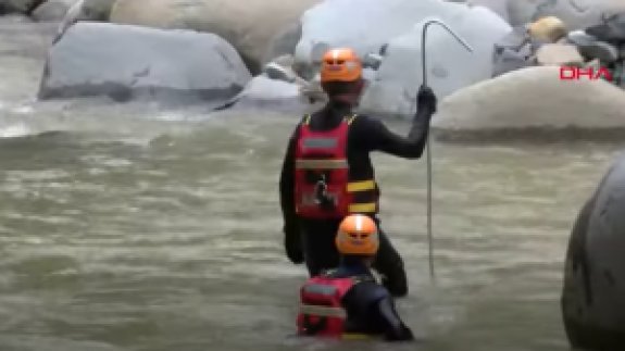 Rize ve Artvin’de Selin İzleri Siliniyor Kayıp 3 Kişi Aranıyor