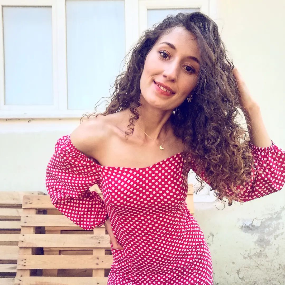 Zuhal Topal'la Yemekteyiz Hanife Özdemir kimdir? Instagram hesabı