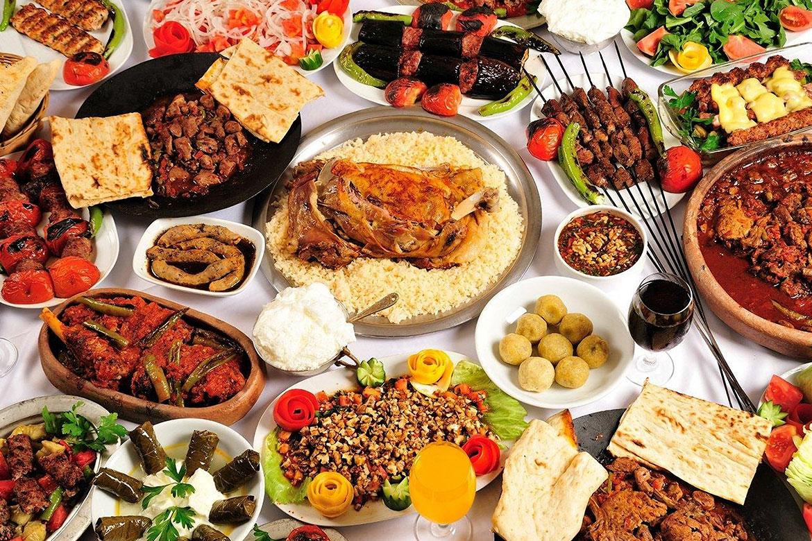 adiyamanin-ilk-yemek-kitabi-cemile-cikti102015.jpg