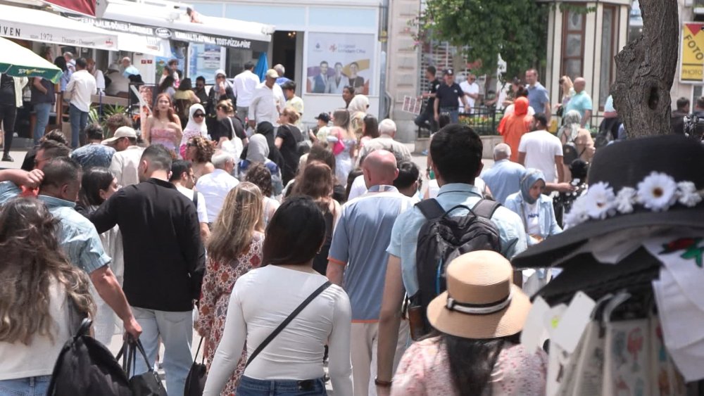 İstanbullular sıcak havayı böyle değerlendirdi