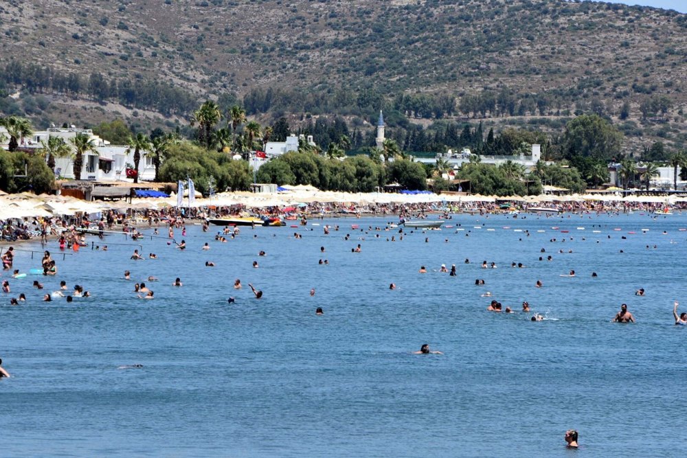 Bodrum'a 3,5 günde 50 binden fazla araç giriş yaptı