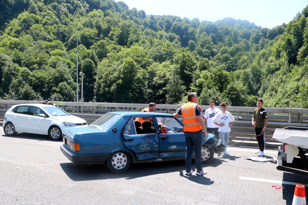 Bolu'da zincirleme kaza; İstanbul yönü kapalı