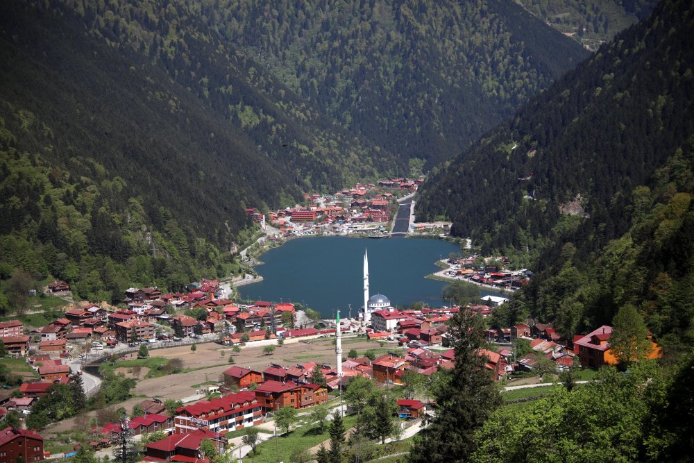 Trabzon'a 'Arap turist' akını: 12 farklı ülkeden 35 uçak seferi!