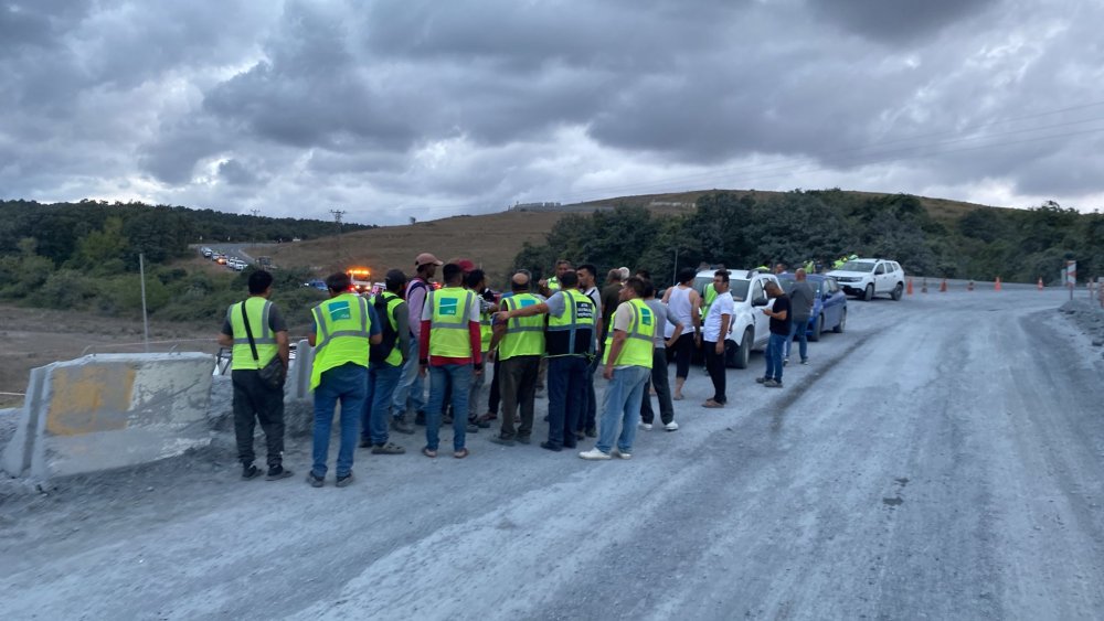 İstanbul'da otobüs devrildi: Çok sayıda yaralı var