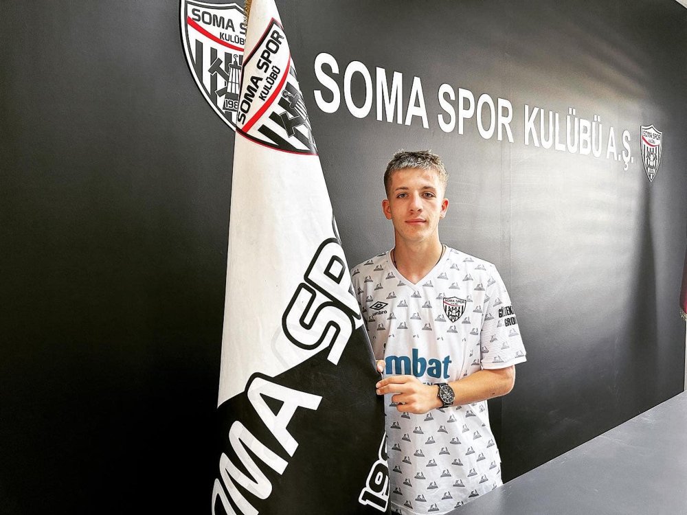 Somaspor imzaları attırdı