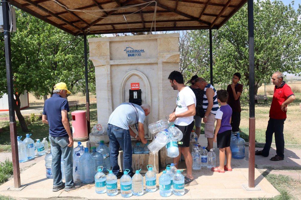 İlçede su sıkıntısı: Çeşmeler ücretli hale getirildi