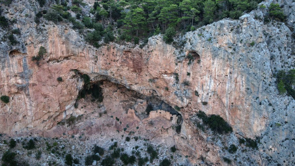 Çevresel tehditler altında: Gizemli manastır kurtarılmayı bekliyor