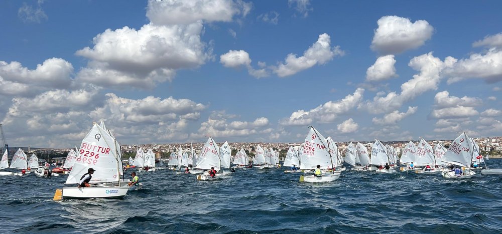 Uluslararası Süleymanpaşa Optimist Cup Yelken Yarışları başladı