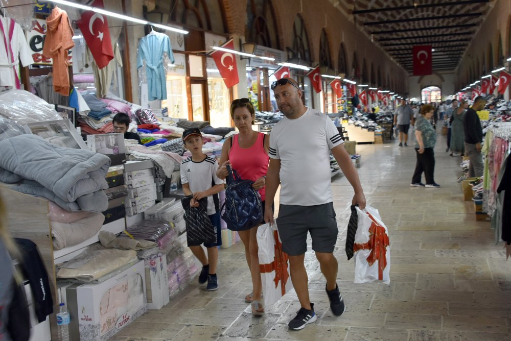 Sınır kapısında gurbetçi yoğunluğu bitti: Bulgarlar Edirne'ye akın etti