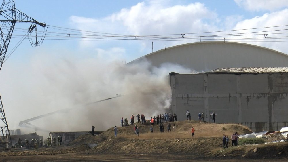 Silivri'de fabrika yangını: 1 şüpheli gözaltında