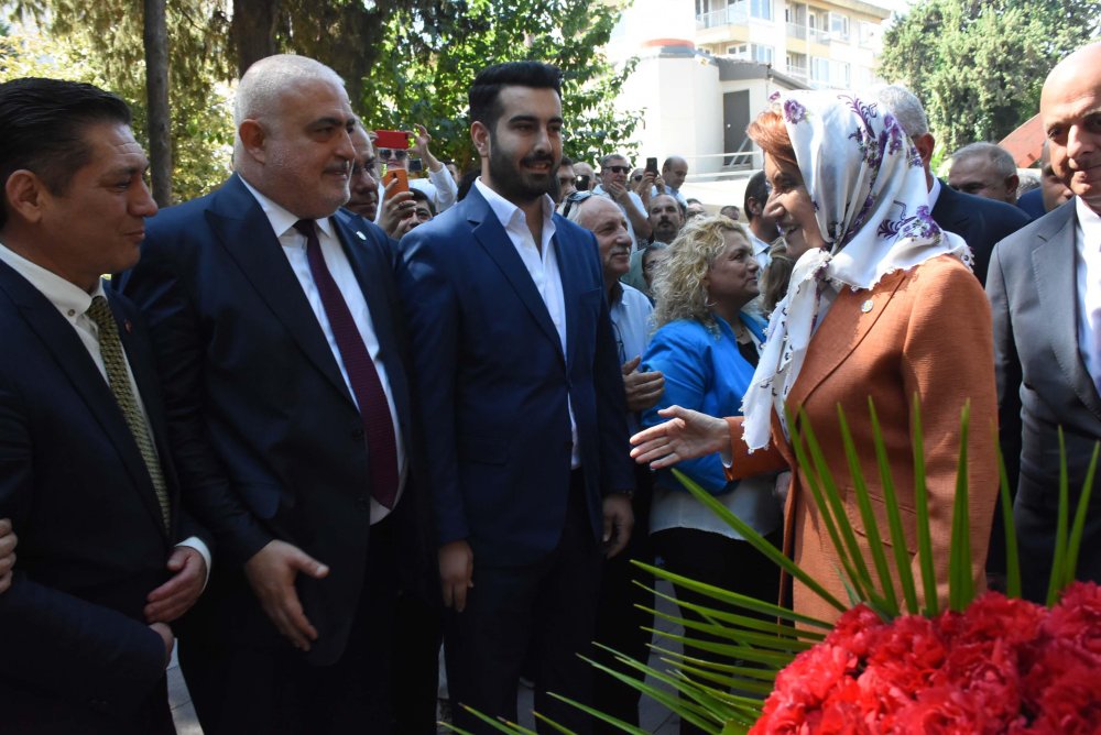 Meral Akşener İzmir'de