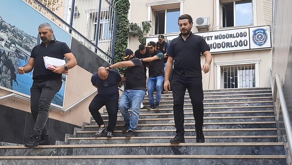 Kendilerini MİT elemanı olarak tanıttılar: Adam kaçırıp, fidye istediler