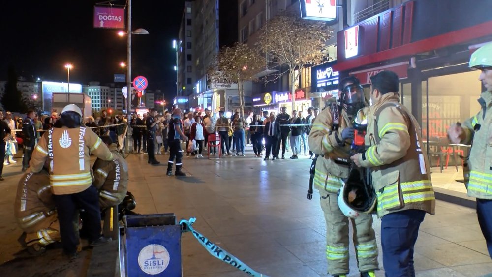 İş merkezinin bodrum katında yangın; 1 kişi hastanaye kaldırıldı