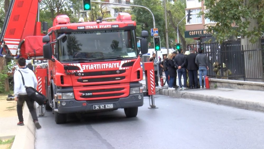 Hastane bahçesinde korku dolu anlar: Alevler bir anda yükseldi