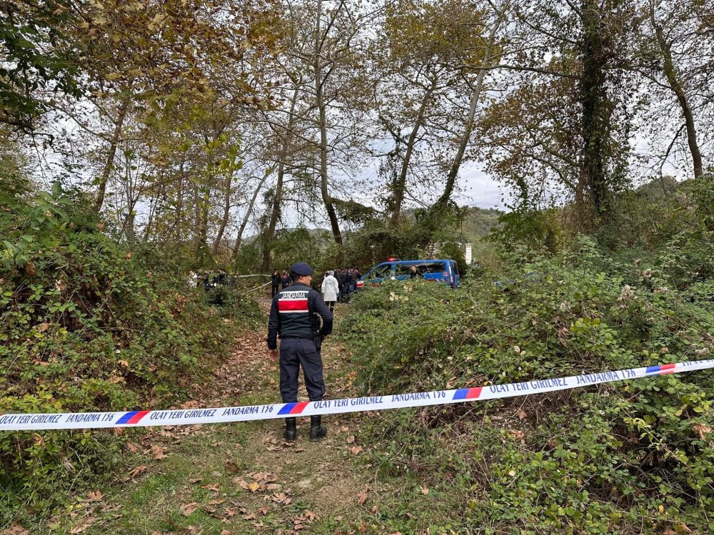 Tabancayla öldürülmüş halde çöplerin arasında bulundu; 2 arkadaşı gözaltına alındı