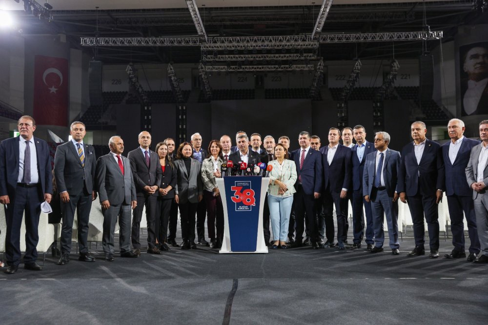 CHP'de kongre hazırlıklarını tamam