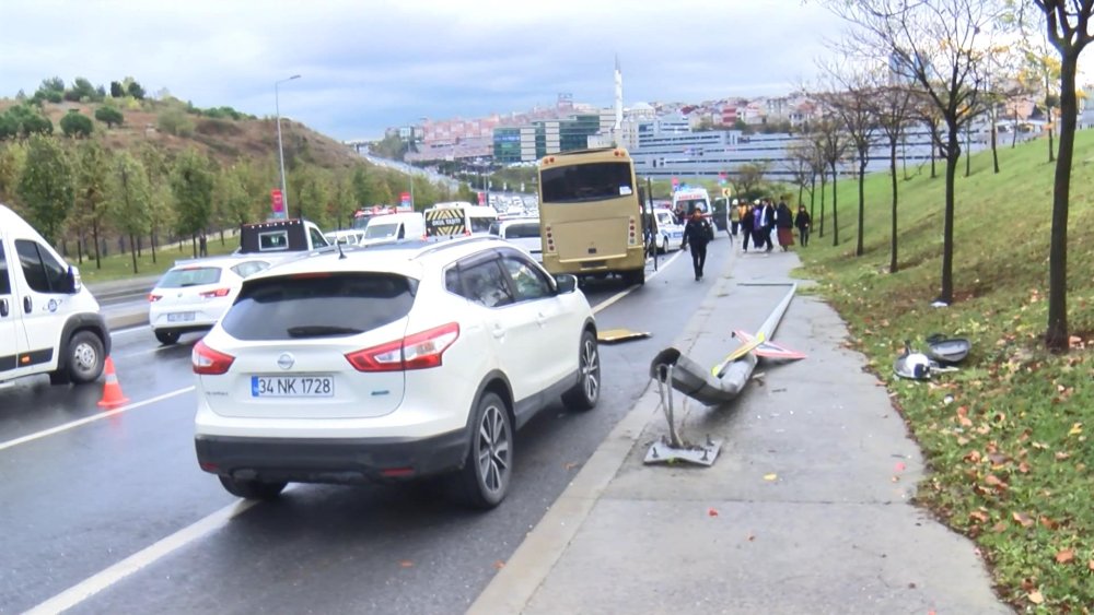 Zincirleme kaza! 7 araç birbirine girdi: Yaralılar var