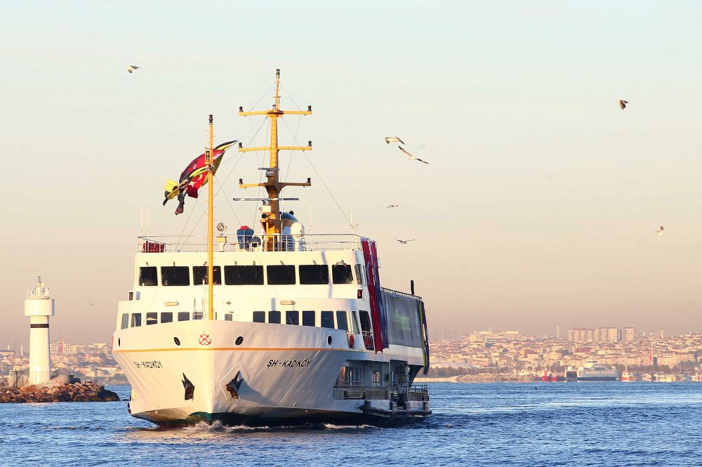 Fenerbahçe, Atatürk'ü '10 Kasım Fenerbahçe Vapuru' ile andı