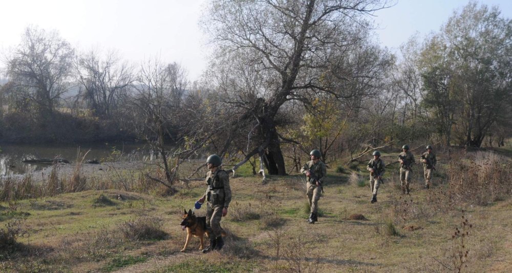 14 terör örgütü şüphelisi Yunanistan'a kaçarken yakalandı