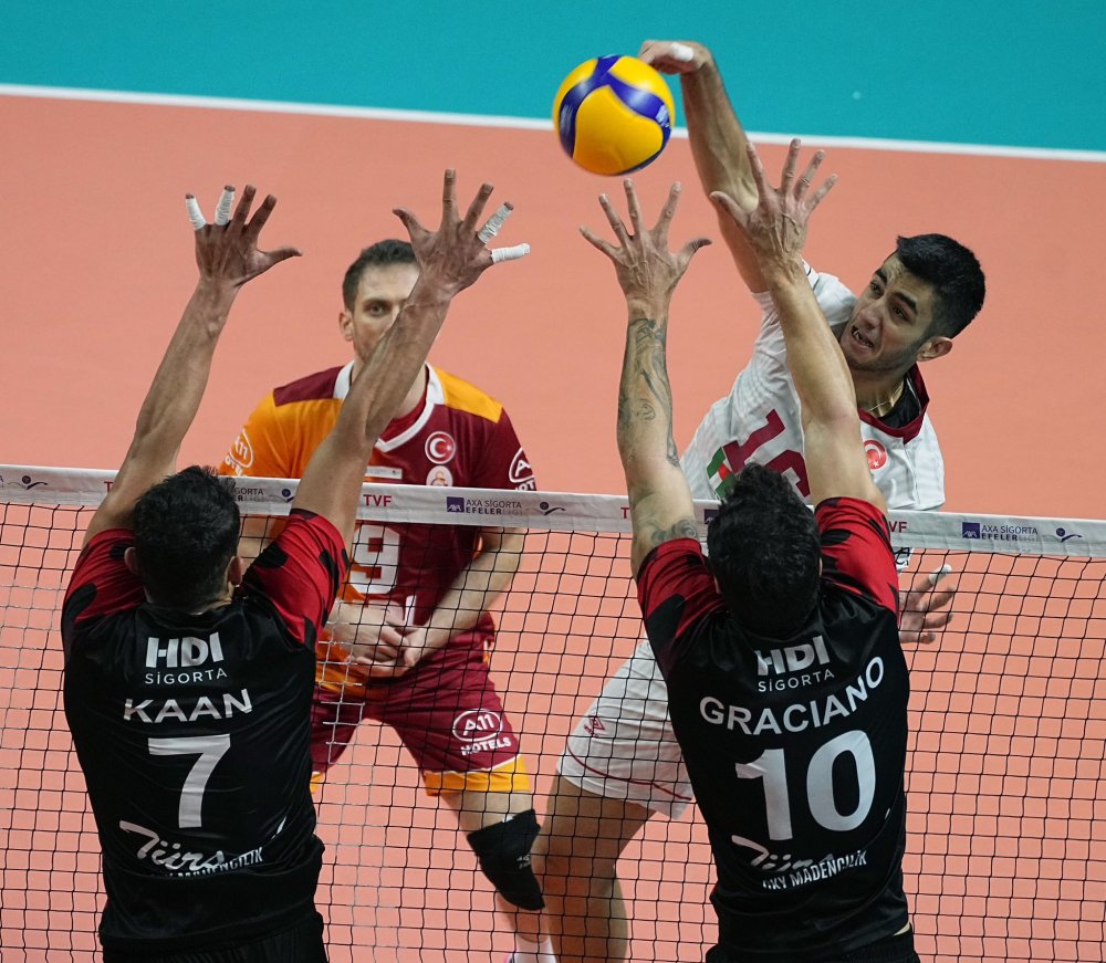 Galatasaray, TÜRŞAD'a set vermedi: 3-0