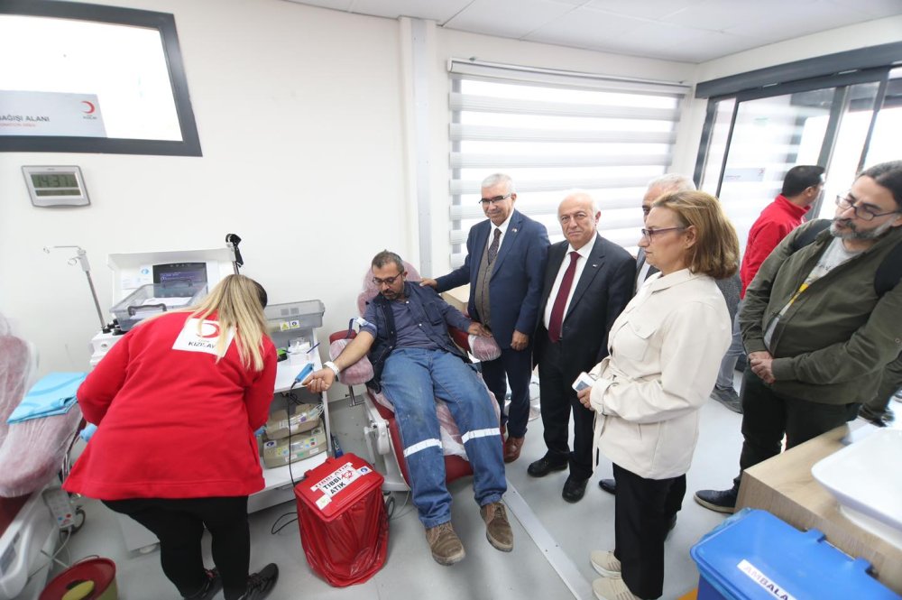 Hatay’da kan bağış noktası açıldı