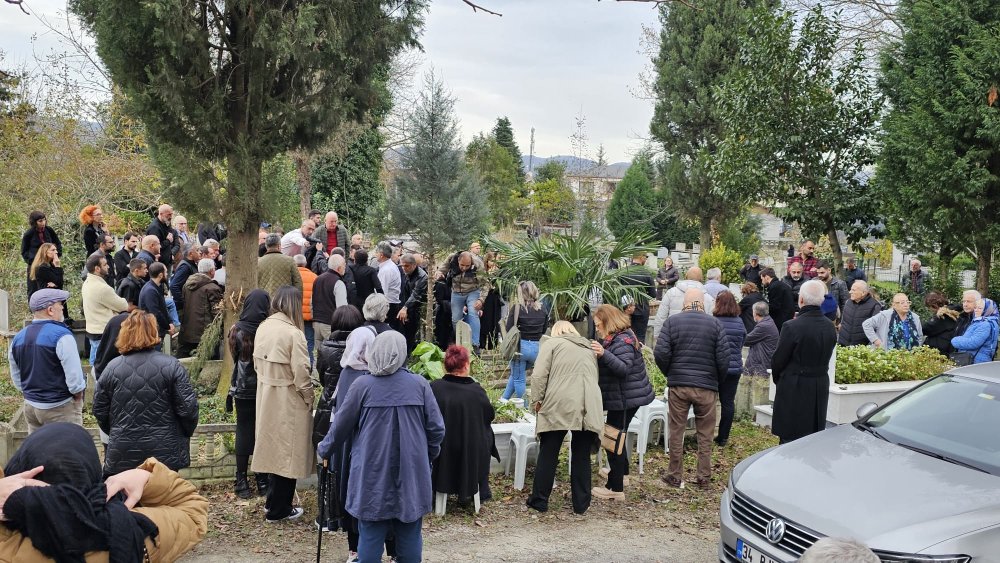 Can Gürzap toprağa verildi