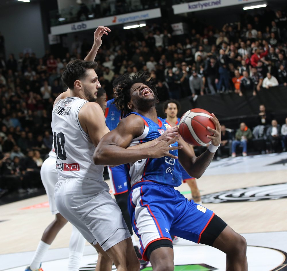 Beşiktaş, Anadolu Efes'i devirdi!