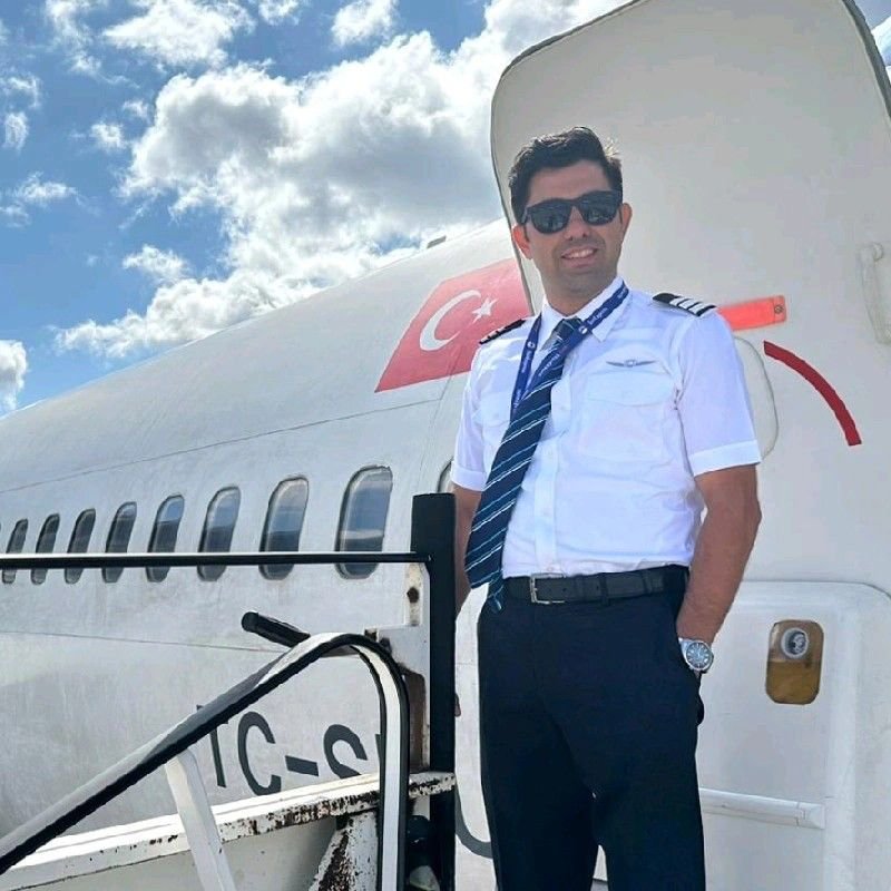 Feci trafik kazası: 2 pilot öldü