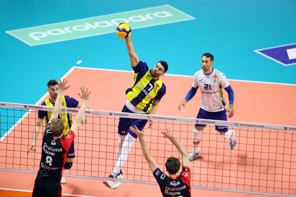 Fenerbahçe CEV Kupası’nda Play-Off'ta