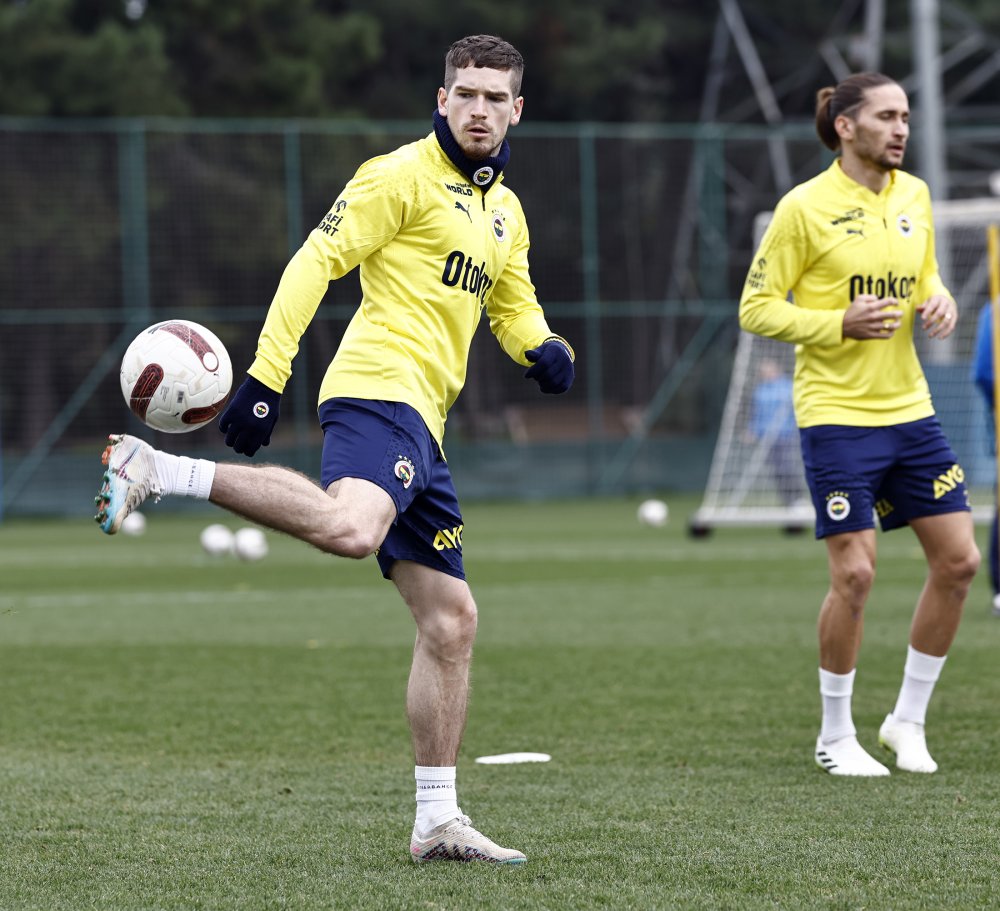 Fenerbahçe, Galatasaray derbisi hazırlıklarına başladı